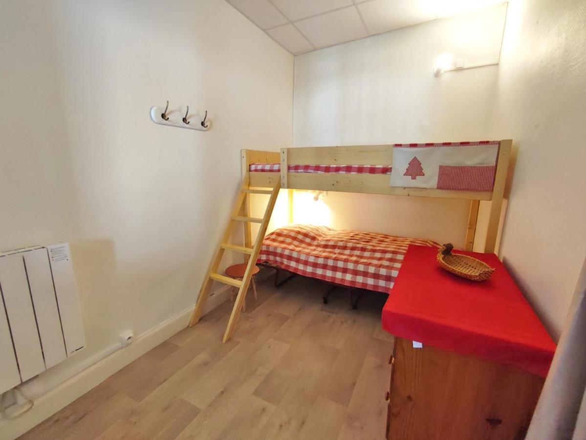 Les 3 Renards, T2 Bis, Parking, Centre Luchon, Casier A Skis, 4 Personnes Bagneres-de-Luchon Luaran gambar